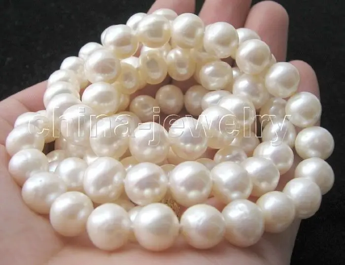 

Beautiful 33"10mm natural white round freshwater pearl necklace