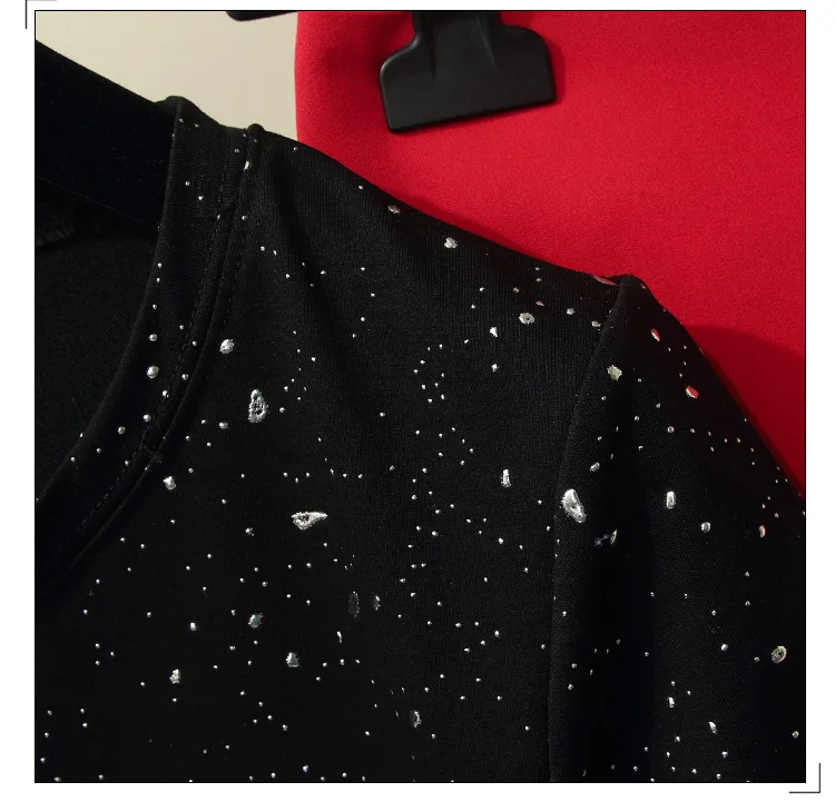 Женский летний костюм двойка женская футболка и трапециевидная красная юбка в