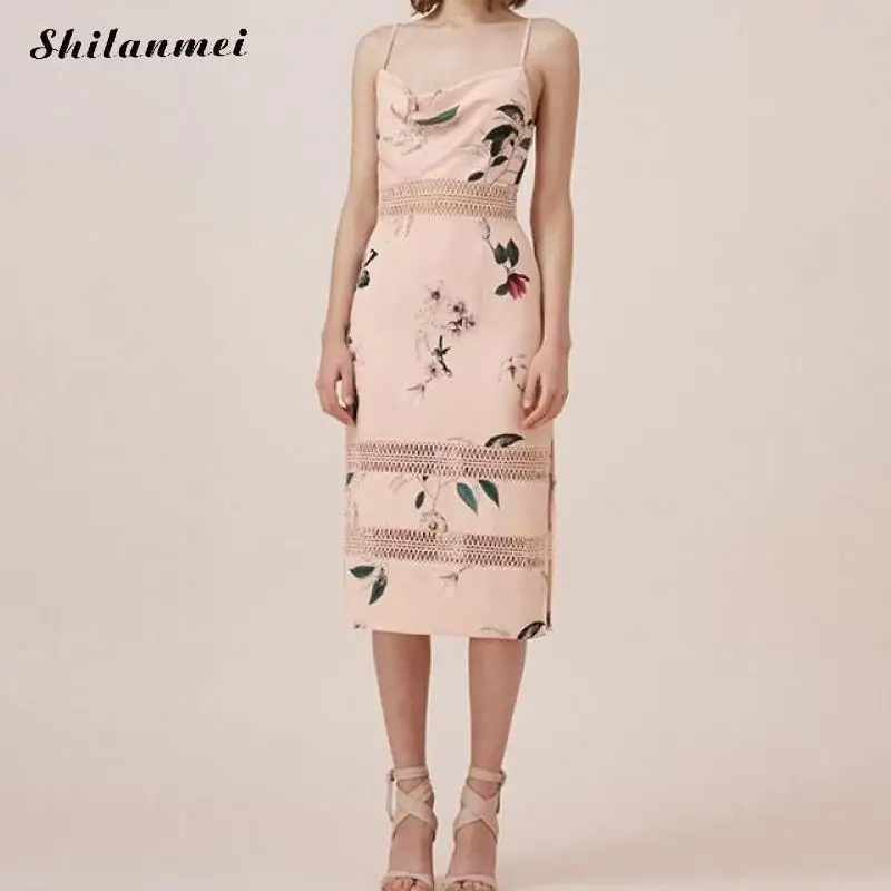 Женское ажурное платье на бретелях повседневное облегающее средней длины с