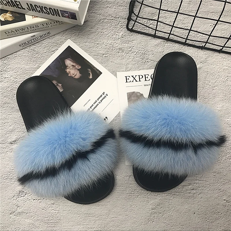 blue black Женские меховые тапочки из натурального меха енота лисы меховые Тапочки s пляжные шлепанцы модный стиль пушистые шлепанцы мягкие теплые большие пушистые Меховые Туфли - Цвет: blue black