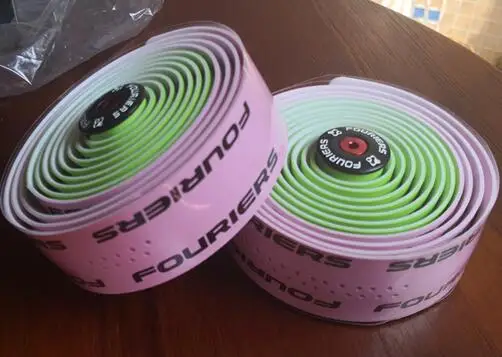 pink and green 1 комплект Fouriers двухцветная лента PU велосипедная лента для руля с отверстиями велосипедные ремни для фиксированной передачи шоссейные велосипедные ручки - Цвет: pink and green