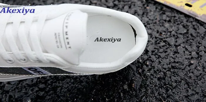 Akexiya/Женская обувь на плоской подошве Новинка 2019 года парусиновая в Корейском