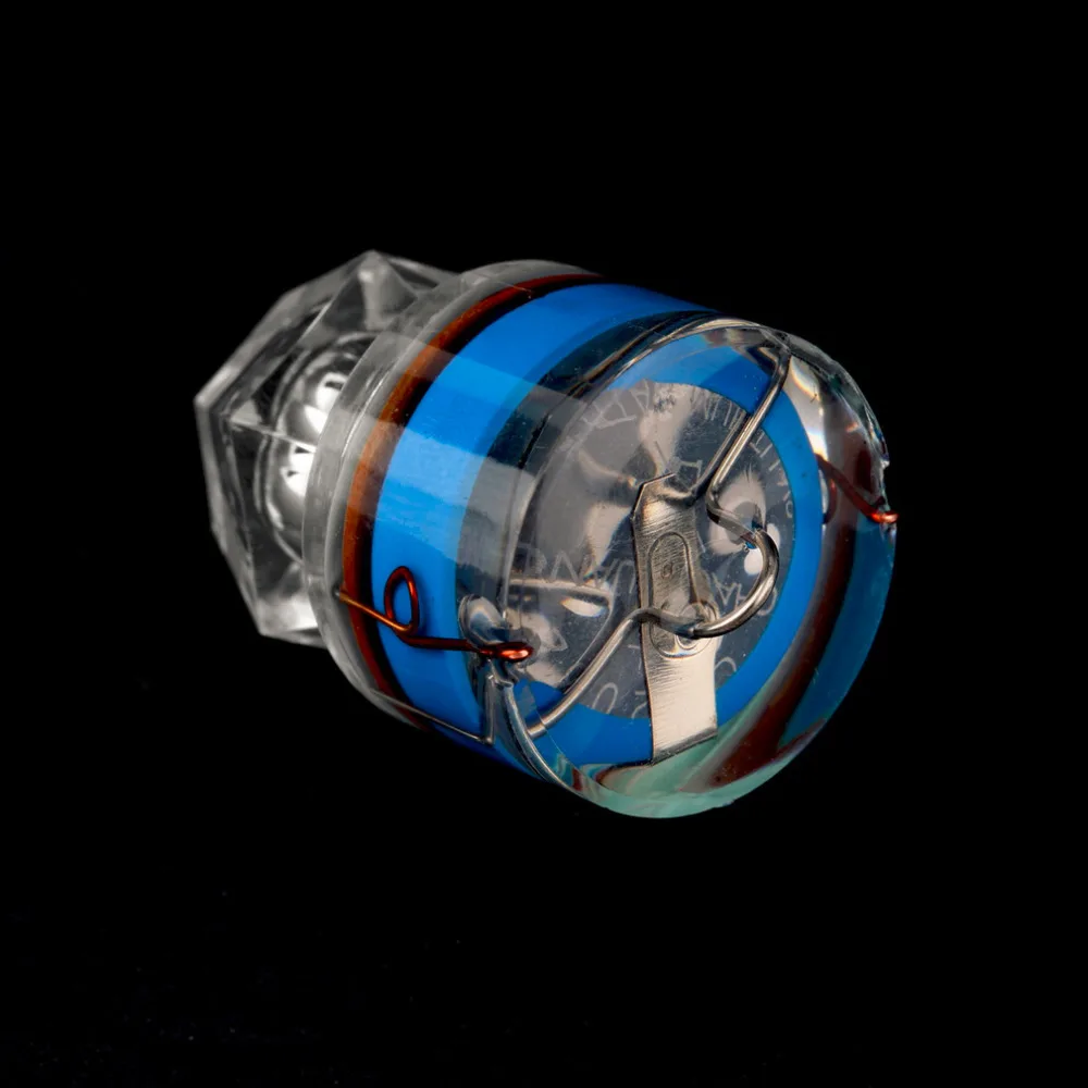 Светодиодный светильник с глубокими каплями для подводной рыбалки бриллиантами