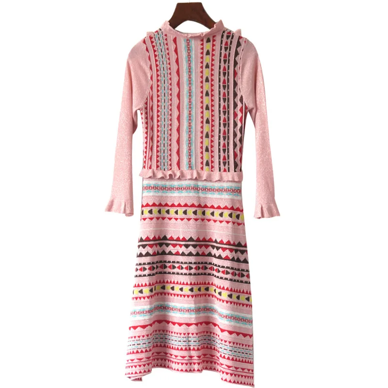 Осень 2021 эластичное вязаное жаккардовое платье-свитер с принтом Love богемное