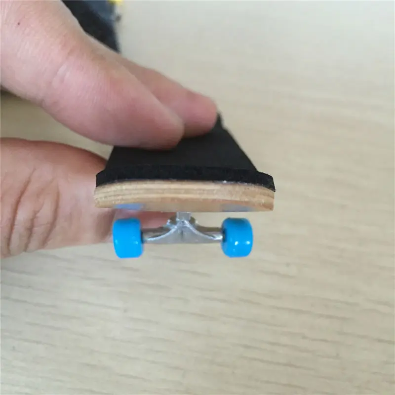 SK8ER втулки для скейтборда 86A 90A 95A PU ударно-Абсорбирующая втулка для скейтборда грузовиков аксессуары с поворотными чашками осевые гайки