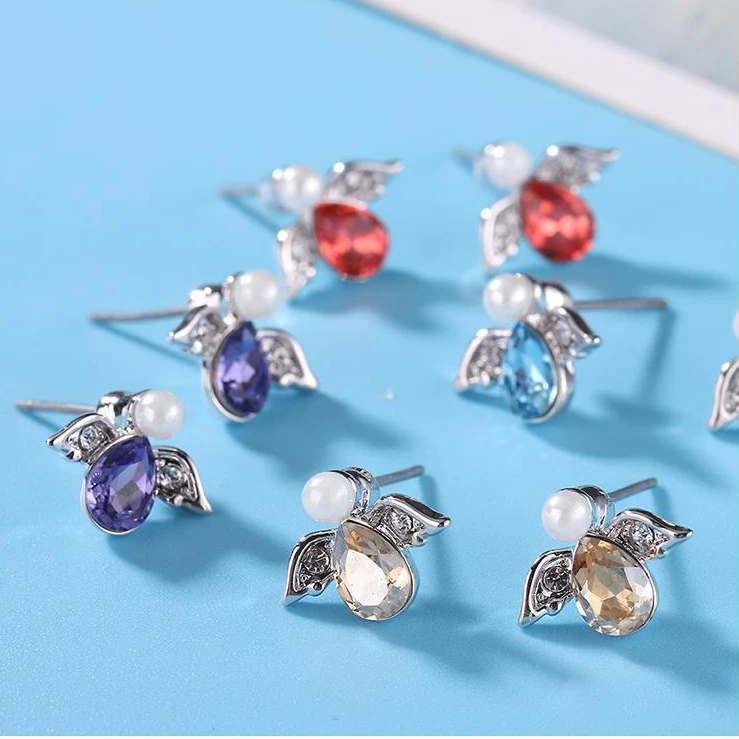 Модная обувь из натуральной кожи с украшением в виде кристаллов от Swarovski Ангел