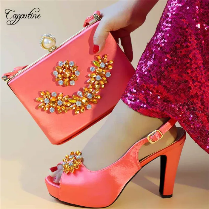 Роскошный персиковый вечерний комплект из босоножек на высоком каблуке и
