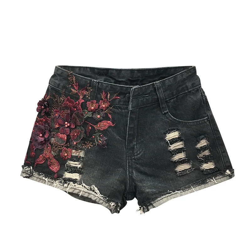 Женские джинсовые шорты с цветочной вышивкой и жемчужинами черные блестками на