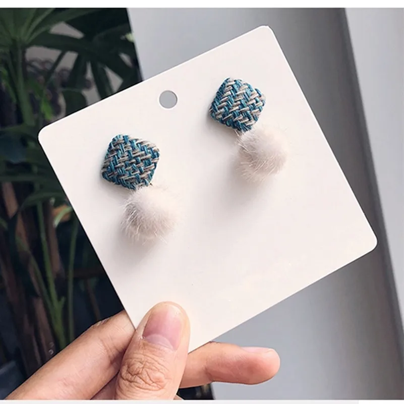 

2019 hot Korean warm temperament hair ball square cute female earrings