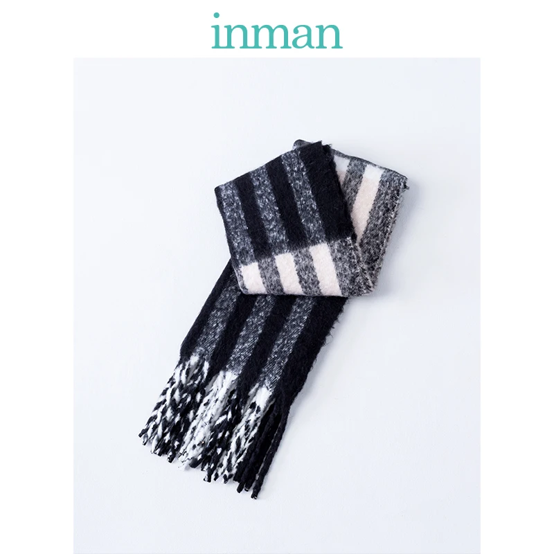 Женский шарф INMAN теплый клетчатый контрастного цвета с кисточками в Корейском