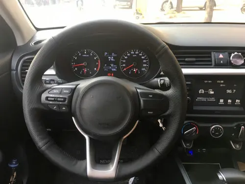 Черный кожаный сшитый вручную чехол рулевого колеса автомобиля для KIA RIO X-LINE X LINE RIO 4 автомобильные аксессуары - Название цвета: BLACK LINE