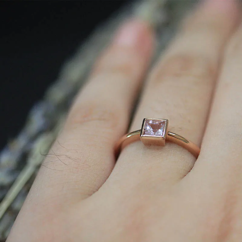 

DUPUY Fashion Retro Engagement Ring High Design Natural Morganite 14K Rose Gold Wedding Ring Birth Stone Ladies Jewelry D180236