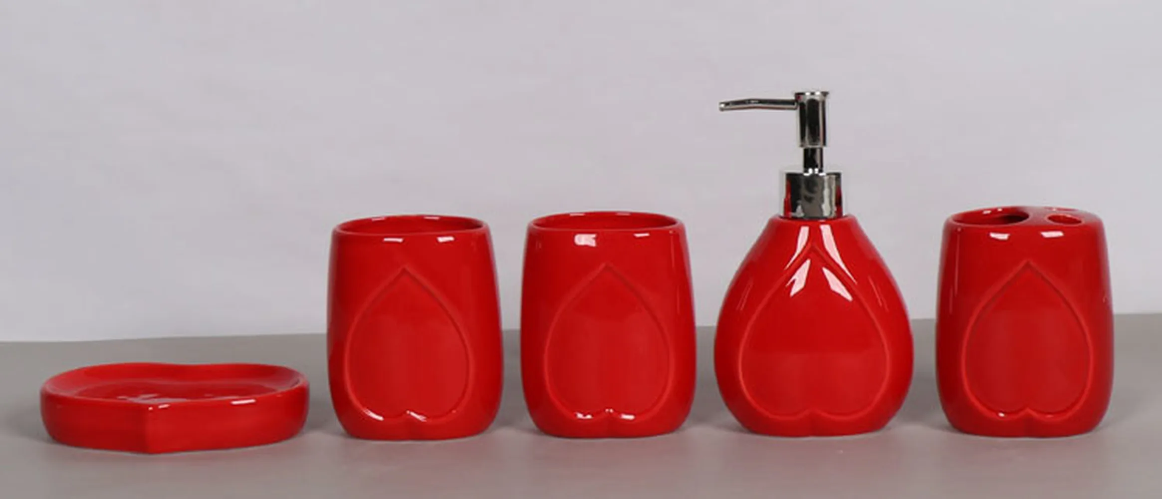 

Wedding gift European simple ceramic bathroom five-piece wash set red brush tooth cup cup soap dish LO86337