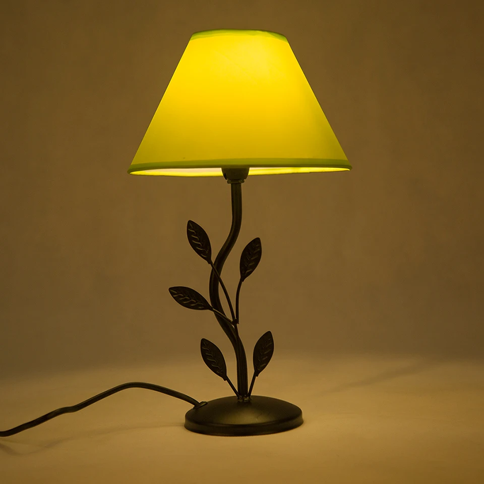 Original Design Table Light Five Leaf Shape Hot Selling Indoor Living Room Bedside Bedroom Decor Led Bulbs Desk Lamp | Освещение