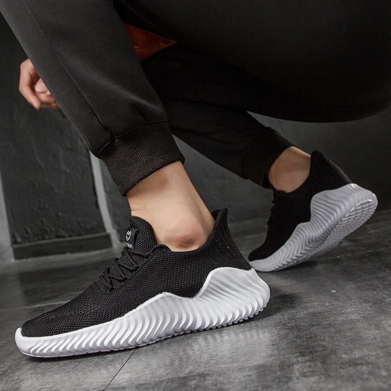 Baideng светильник Серый кроссовки Мужские дышащие Flyknit спортивная обувь для мужчин дешевые летние мужские спортивные туфли zapatillas hombre