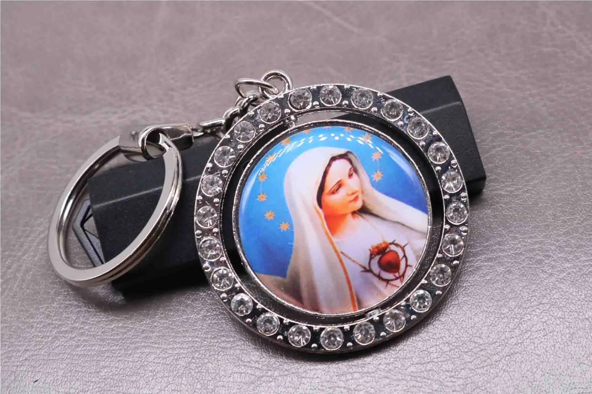 Брелок с вращающейся цепочкой для ключей Christ Jesus