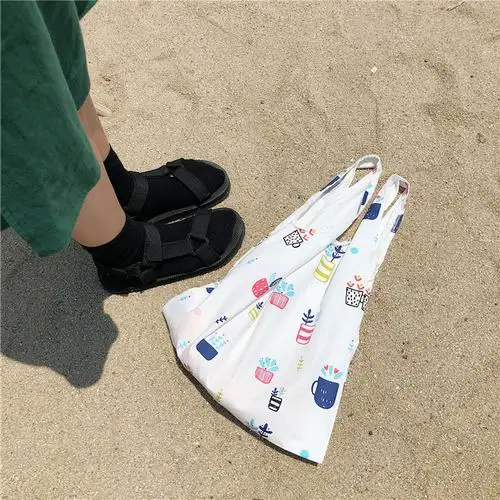 Новинки для женщин Удобный Складной многоразовая сумка для покупок Tote Сумка в стиле casual утилизация отходов Сумки домашнего хранения косметичка - Цвет: 2