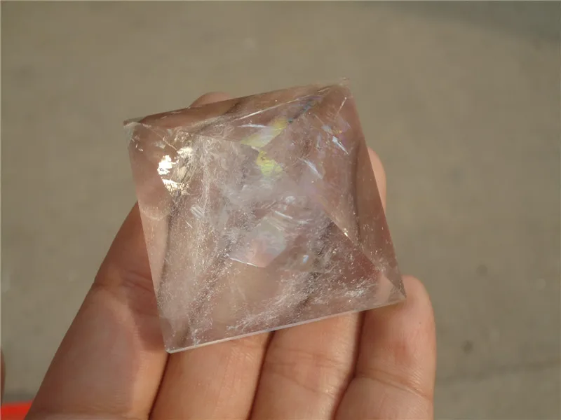 

Rainbow! 80g NATURAL CLEAR WHITE QUARTZ CRYSTAL PYRAMID For Gift For Collection