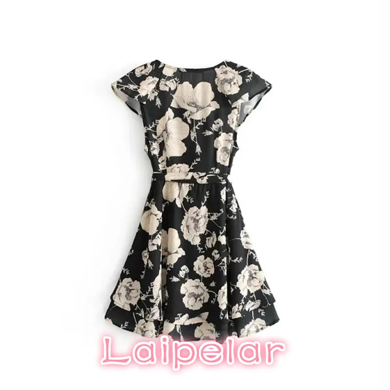 Женское шифоновое мини-платье с запахом коротким рукавом и V-образным вырезом |