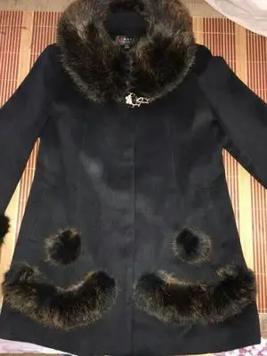 Женское шерстяное пальто с большим меховым воротником однотонное|long overcoat|fashion