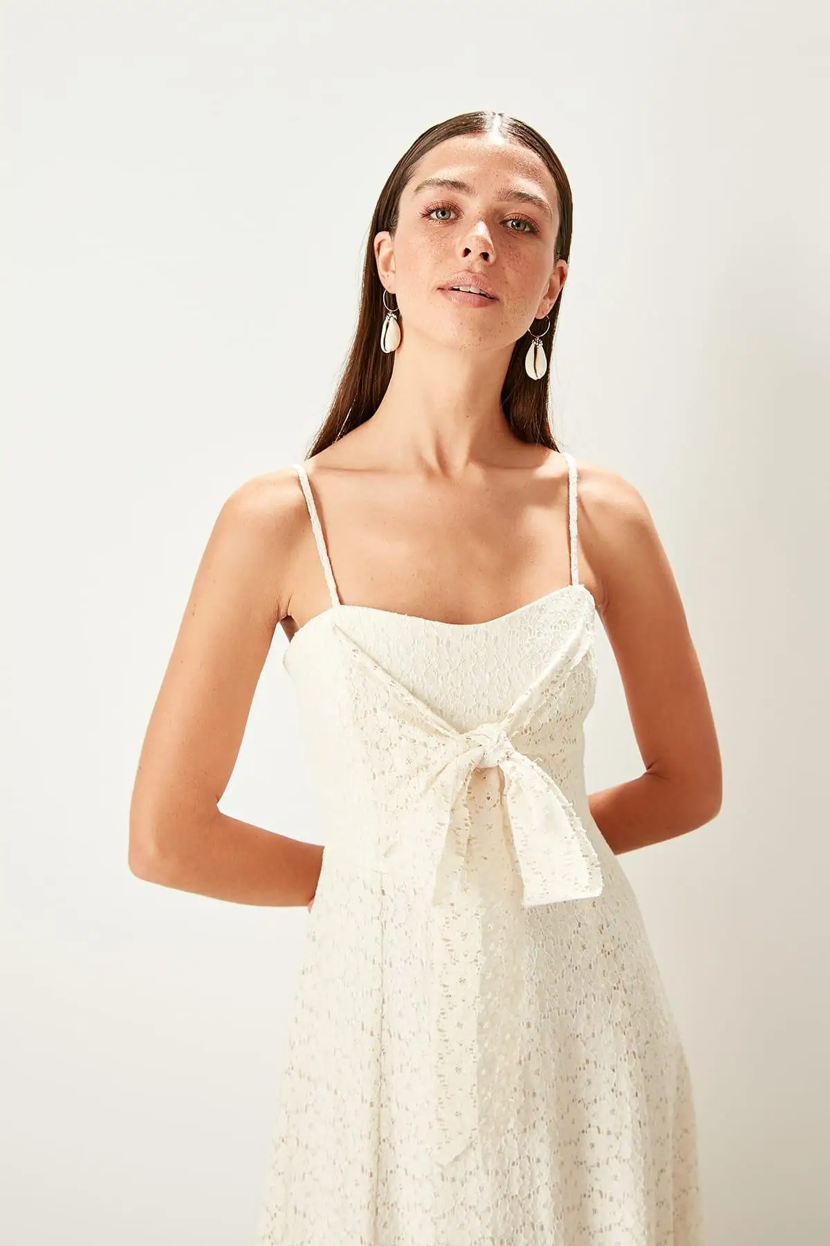 Trendyol белое платье с бантом TPRSS19UZ0069|Женские платья| |
