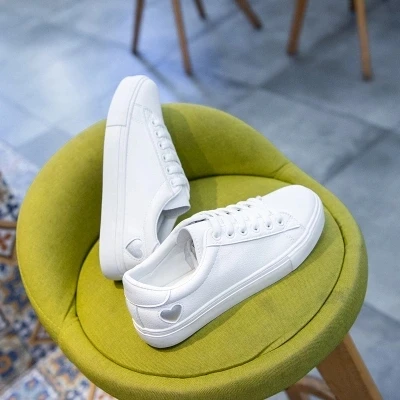 2019 spring new female Korean version of the flat bottom shoes wild casual students white shoes. | Обувь