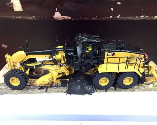 Литая под давлением игрушка модель DM 1:50 гусеница кошка 18M3 мотор грейдер Инженерная техника игрушка 85521 для мужчин подарок, коллекция, украшение
