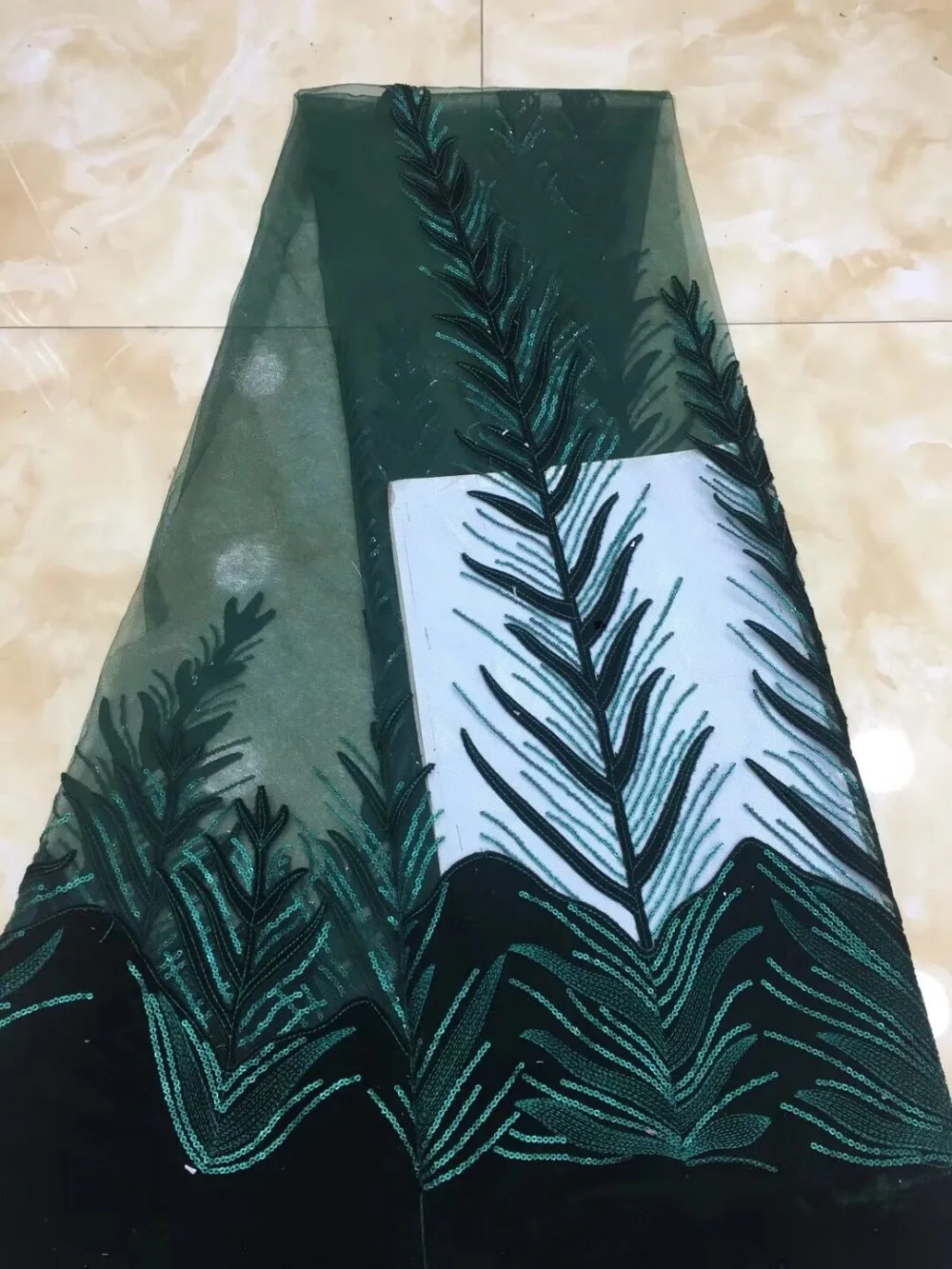 Вышитая Тюлевая кружевная ткань 4 цветов с супер качественной бархатной