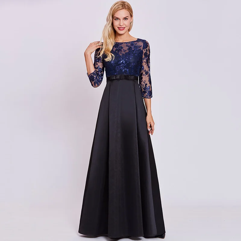 Женское длинное вечернее платье трапеция темно синее кружевное с блестками