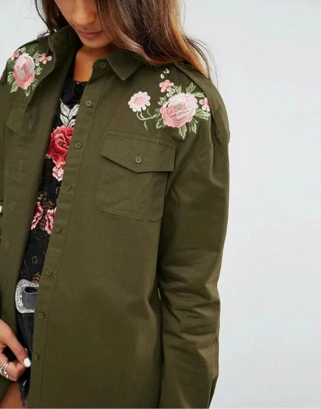 New 2017 Women Fashion Vintage Retro Epaulet flower embroidery patch designs army green Loose Blouse Brand Outwear Shirt Tops |