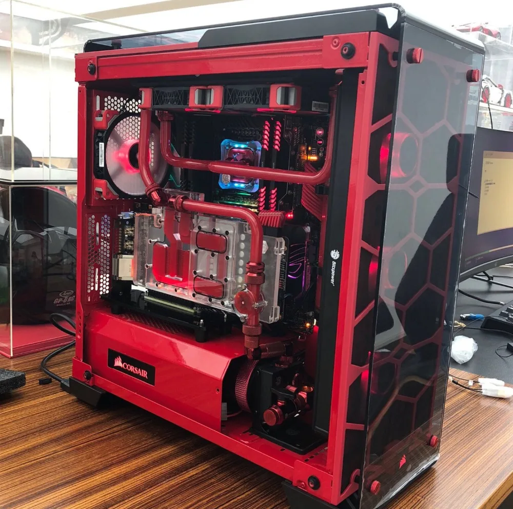 Внешний встроенный кронштейн адаптер переходник GTX1080TI Gen3 PCIe x16 To графическая