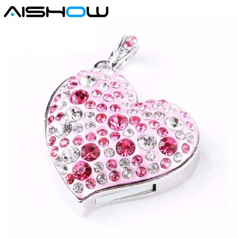 С украшением в виде кристаллов форме сердца 8 Гб оперативной памяти 16 встроенной