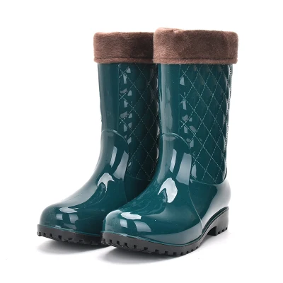 Green Warm Rouroliu/женские Нескользящие непромокаемые сапоги из ПВХ, непромокаемая обувь, женские резиновые сапоги до середины икры, зимние теплые сапоги с вставками, RT171 - Цвет: Green Warm