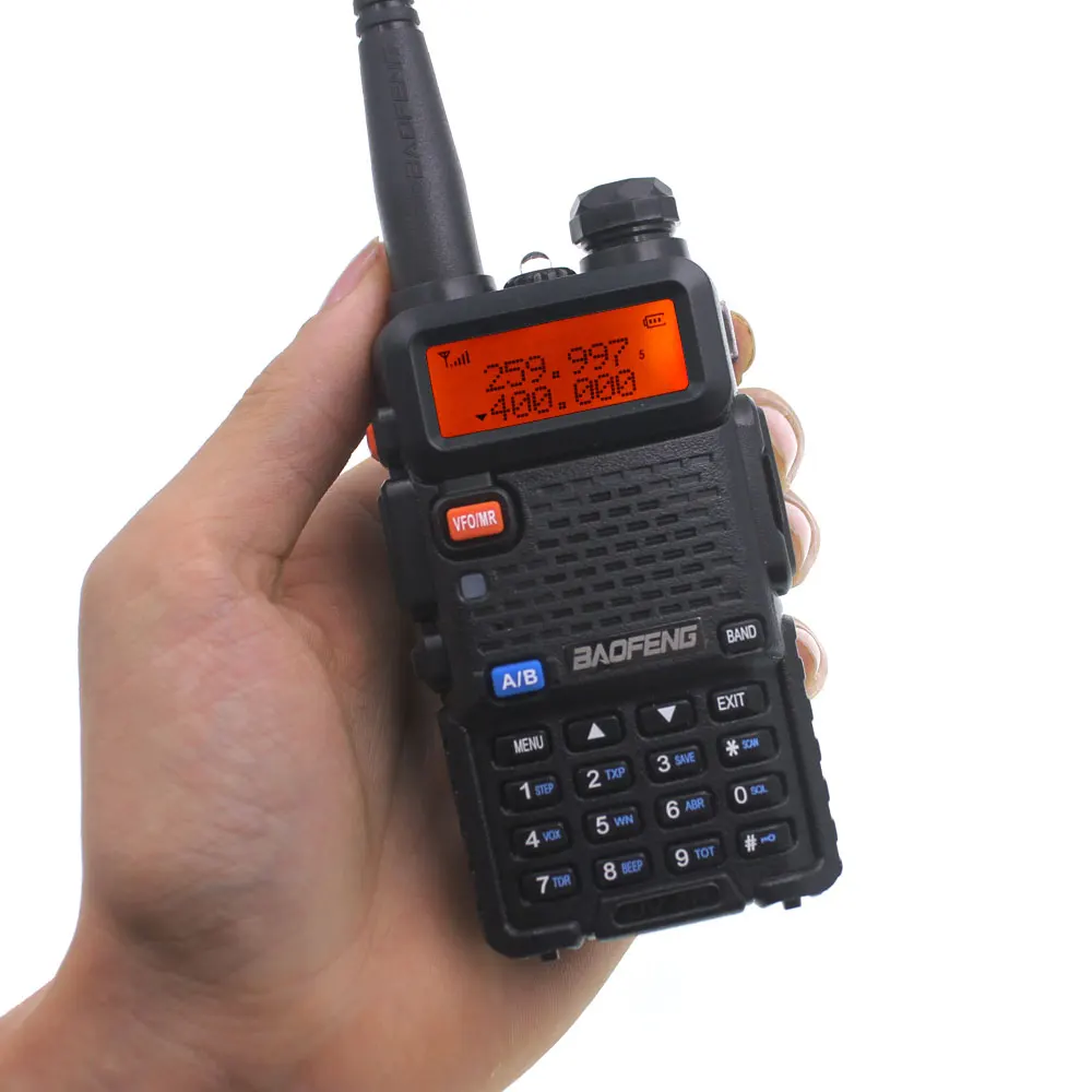 Новинка оригинальное трехдиапазонное радио Baofeng 136 174 МГц 220 260 400 520 Любительское с