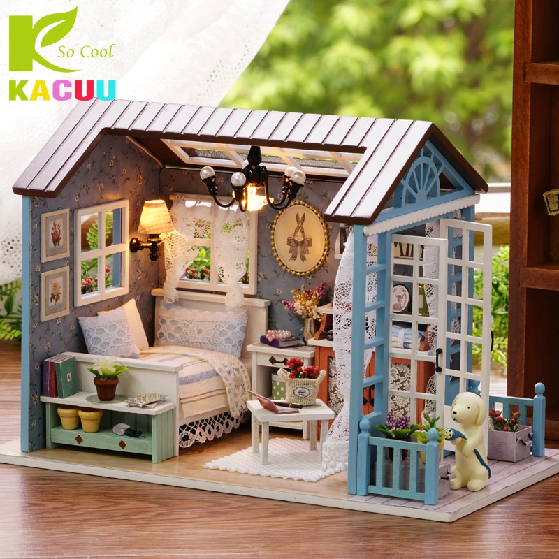 

Doll House DIY Miniature Dollhouse Model Wooden Toy Furnitures Casa De Boneca Dolls Houses Toys Birthday Gift Forest Times Z-007