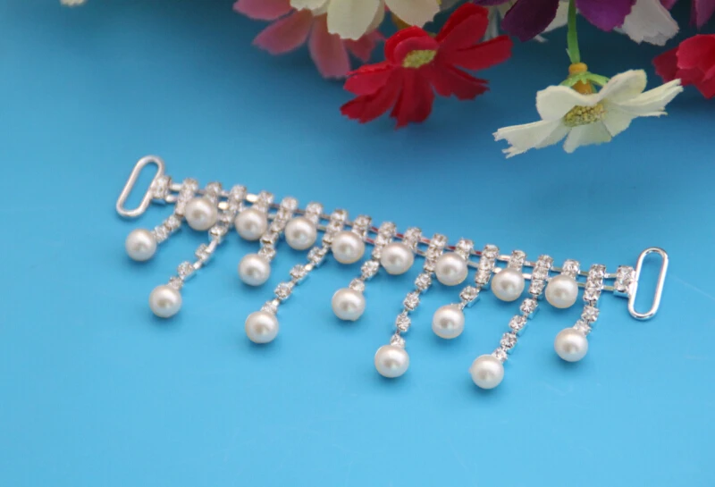 

10pcs/lot Free Shipping Pearl Clear Crystal Rhinestone,Acrylic Rhinestone with Loop for Embellishment Hair/Garment Accessories