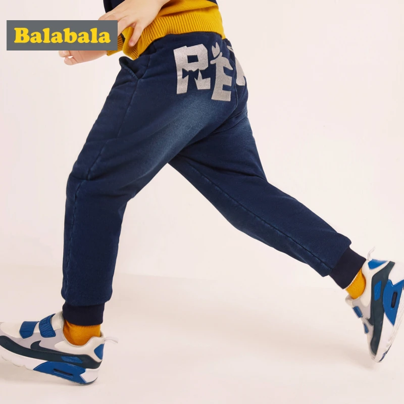 Джинсы с флисовой подкладкой для мальчиков Balabala хлопковые джинсы аппликацией