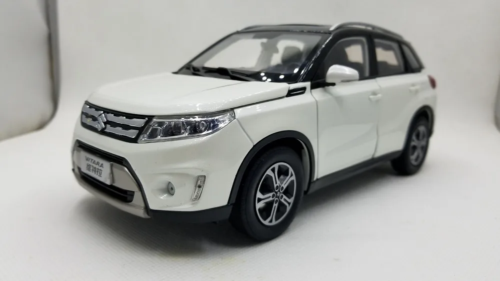 

1:18 Diecast Model for Suzuki Vitara Escudo 2016 White SUV Alloy Toy Car Miniature Collection Gifts Gran