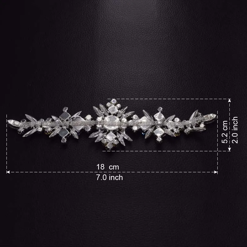 

Wholesale 30pcs/lot Exquisite Shiny Rhinestone Patches Bridal Decorations Belt Sash Appliques Hairband Wedding Dress HD-983