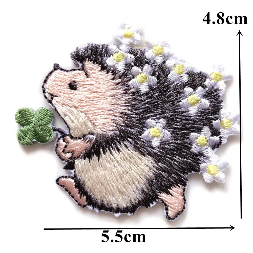 5 см милый Ежик с ромашками вышитые патчи Пришивные железные жетоны для платья