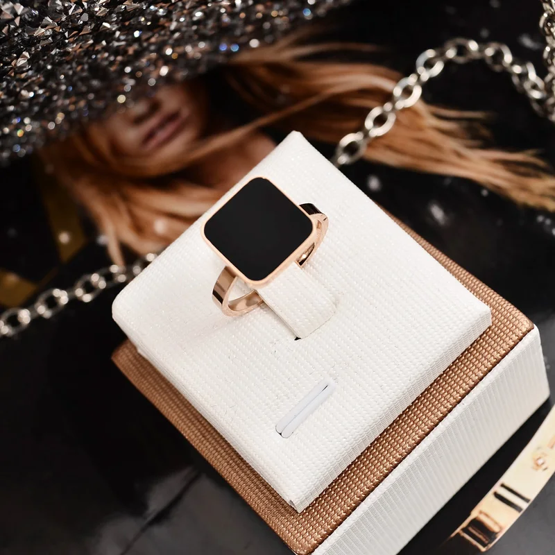 Женское кольцо YUN RUO черное квадратное из титановой стали в подарок на день