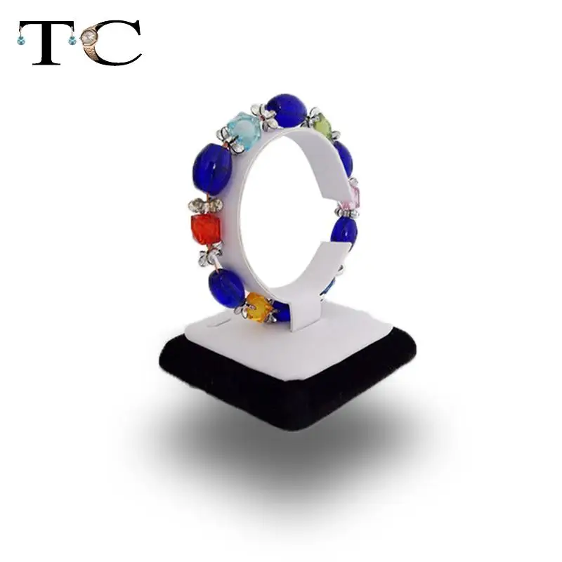 

Wholesale Bracelet Display Jewelry Holder Watches Stand Black+White PU Leather Bangle Showcase Jewellery Organizer Case