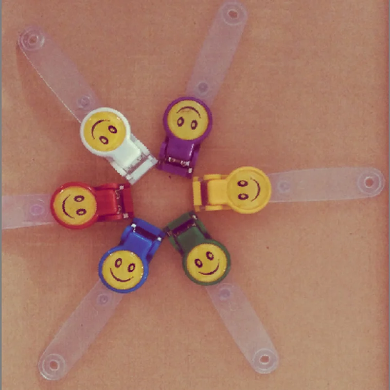 Новый 3000 шт улыбающееся лицо Ремешок ID карты значок держатель катушки с зажимом