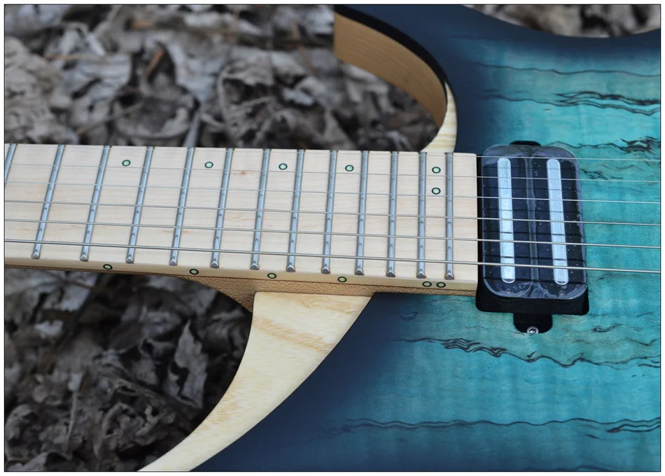 Электрическая гитара без головы модель синего цвета волнистый клен в наличии