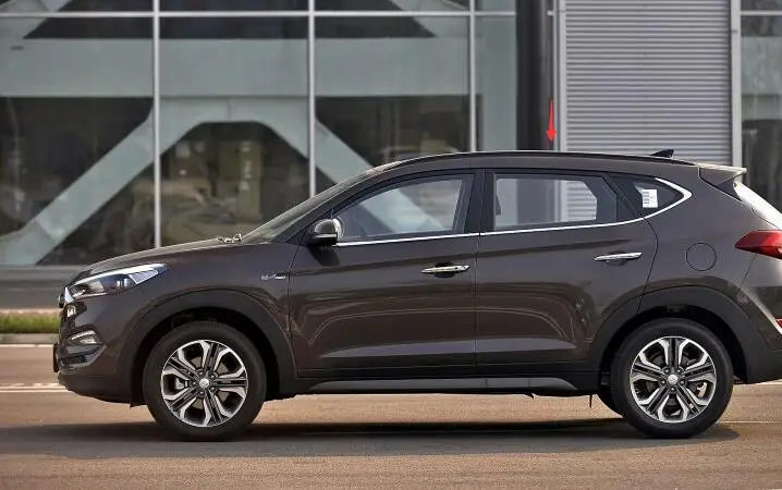 Серебристые/Черные Декоративные прутки на крышу для Hyundai Tucson 2015-2017 | Автомобили и