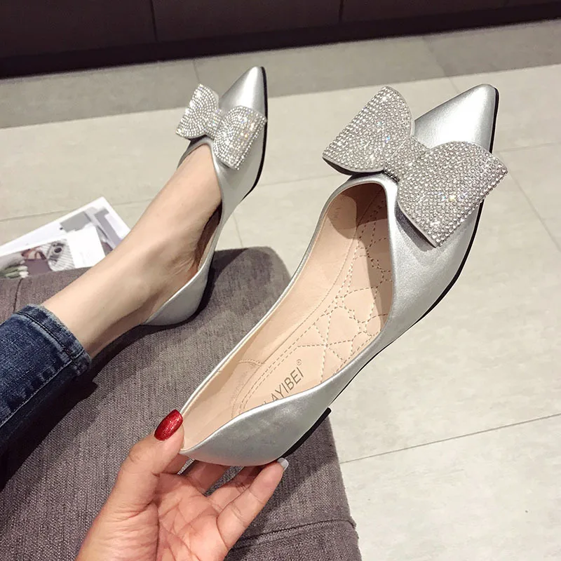 Золотые/Серебристые свадебные sapatos Женские Летние мокасины на плоской подошве с вырезами женская обувь заостренная мягкая Лоферы балерины