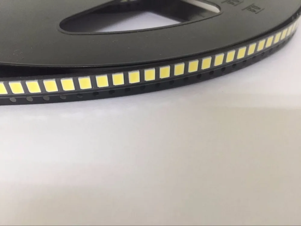 1000 шт. светодиодные диоды SMD2835 2835 SMD LED S диодные чипы лампы яркие 0 5 Вт мА RA&gt80 50 60 лм