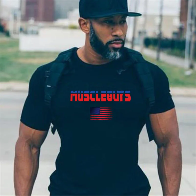 Новая модная мужская футболка Muscleguys 2021 летняя с коротким рукавом Мужская