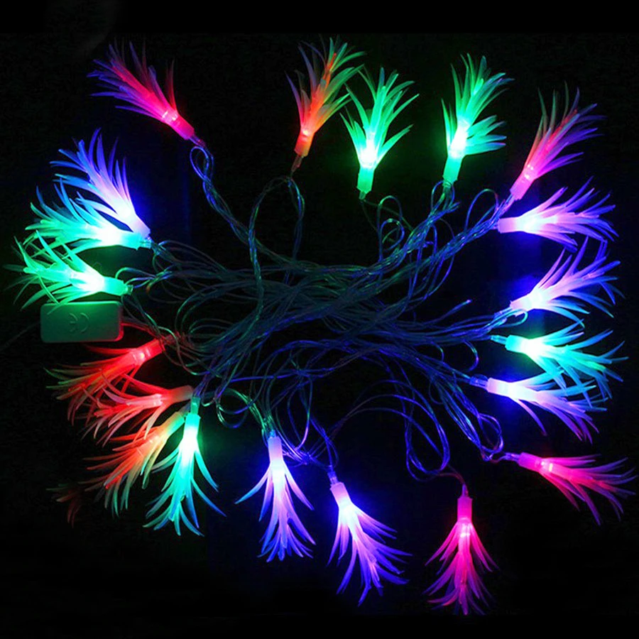 Гирлянда с листьями пинекона 4 м 20 шт. Сказочная гирлянда наружная для сада патио