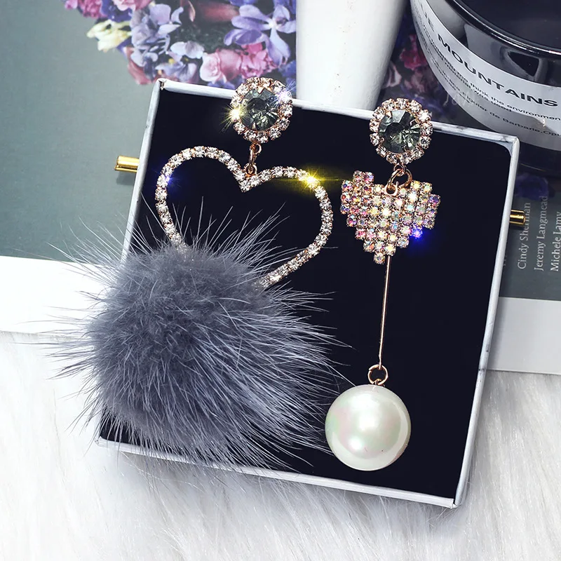 Fashion Pink Crystal Love Heart Asymmetry Dangle Earrings White Fur Ball Rhinestone Drop for Women Jewelry Gift | Украшения и